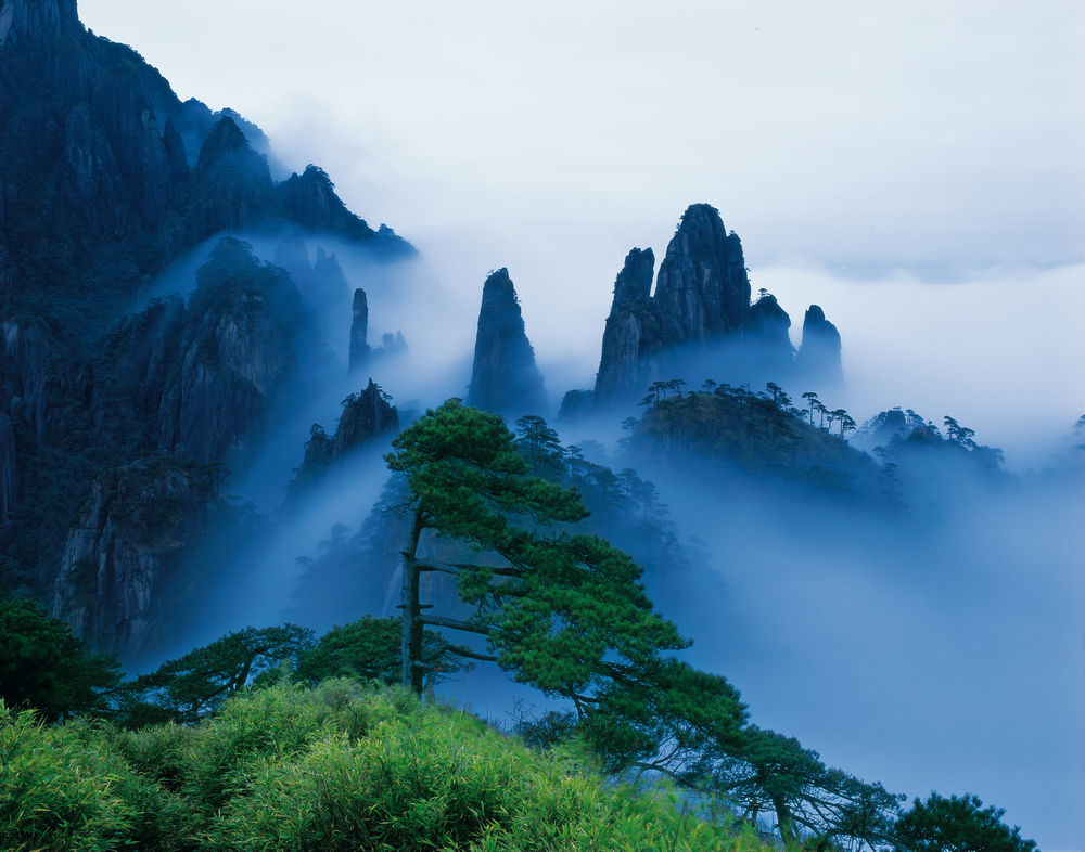 九天锦屏的云雾