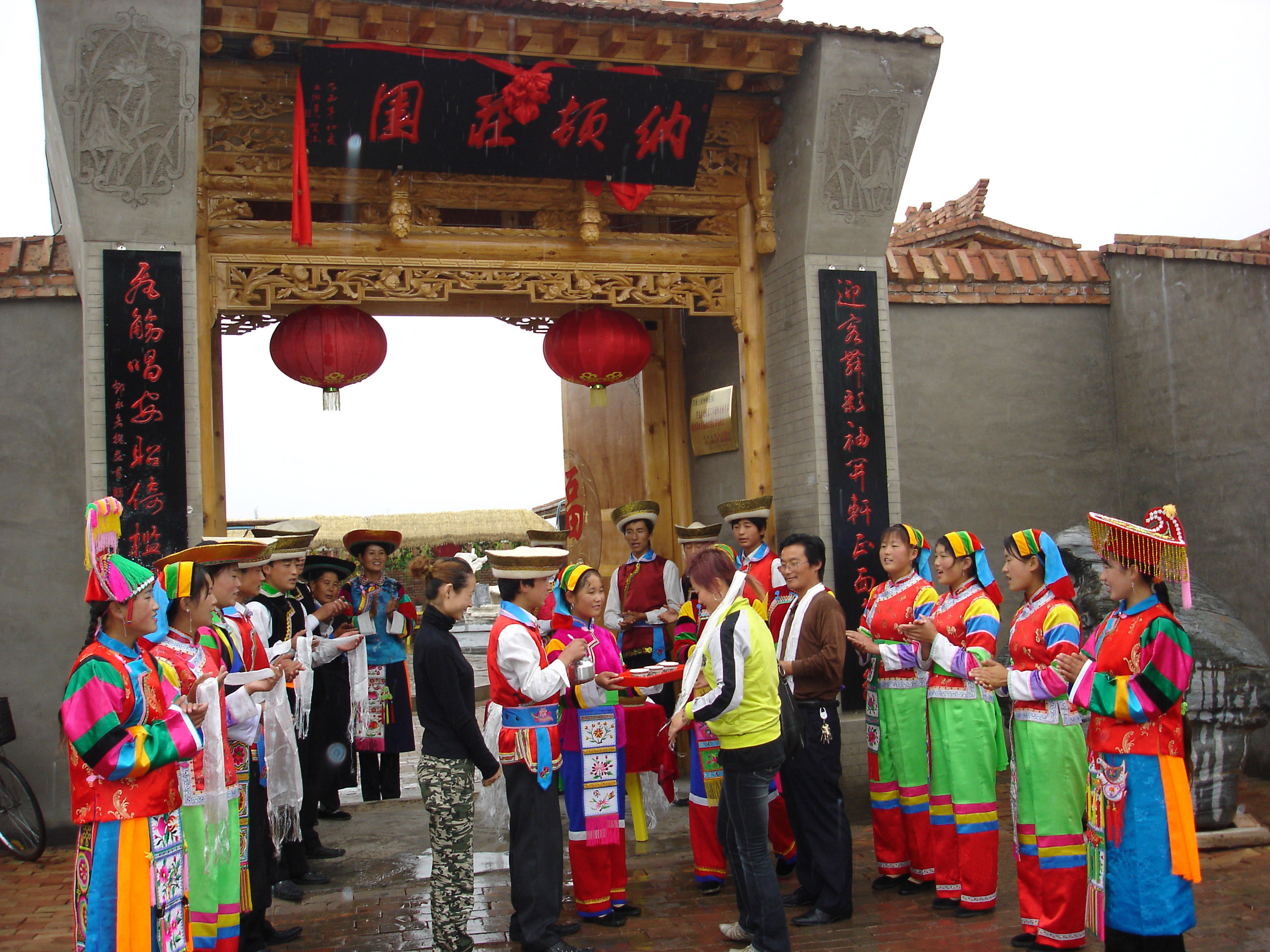 彩虹之乡互助土族故土园 北山森林公园 精致小拼 一日游(纯玩 0购物)
