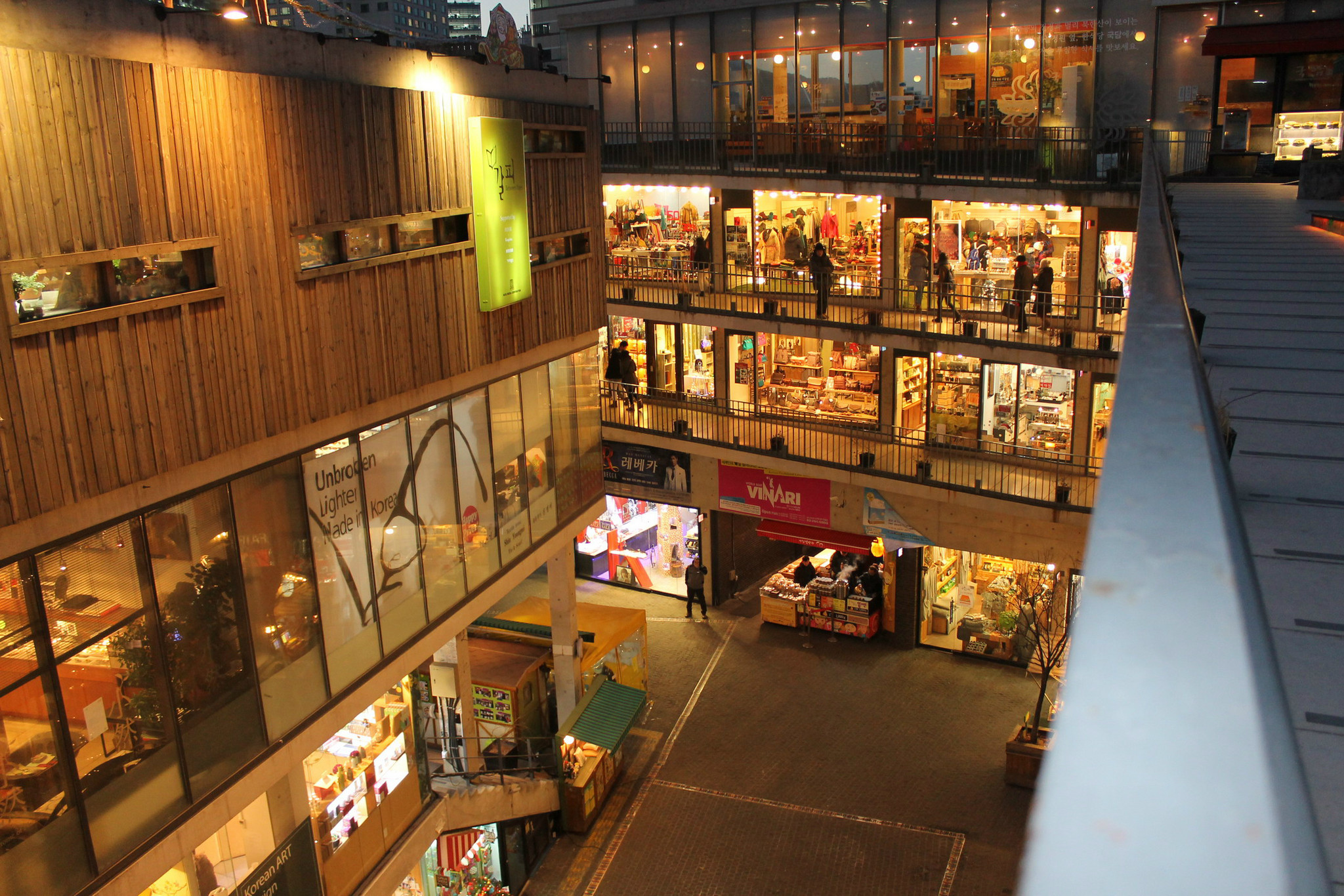 早餐食谱_早餐人均千元(3)