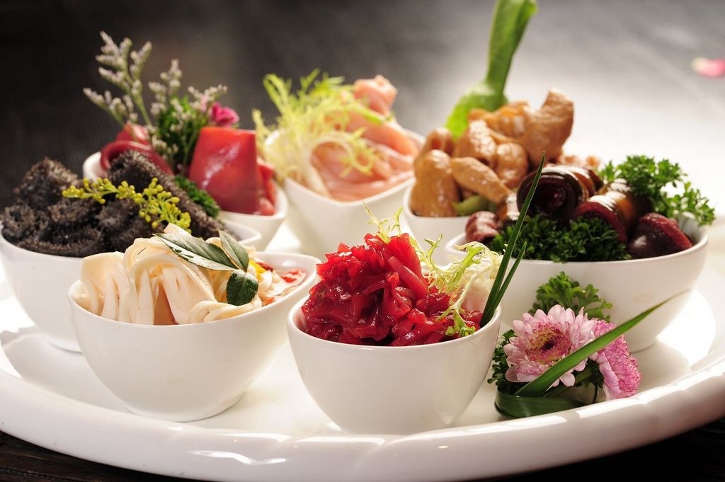 重庆小天鹅火锅_小天鹅火锅人均消费