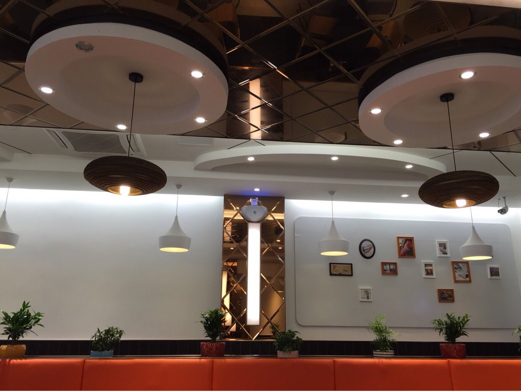 华西村人均收入_重庆人均消费