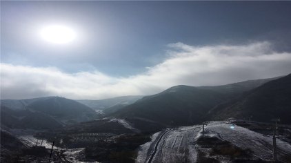 永靖抱龙山凤凰岭滑雪场门票