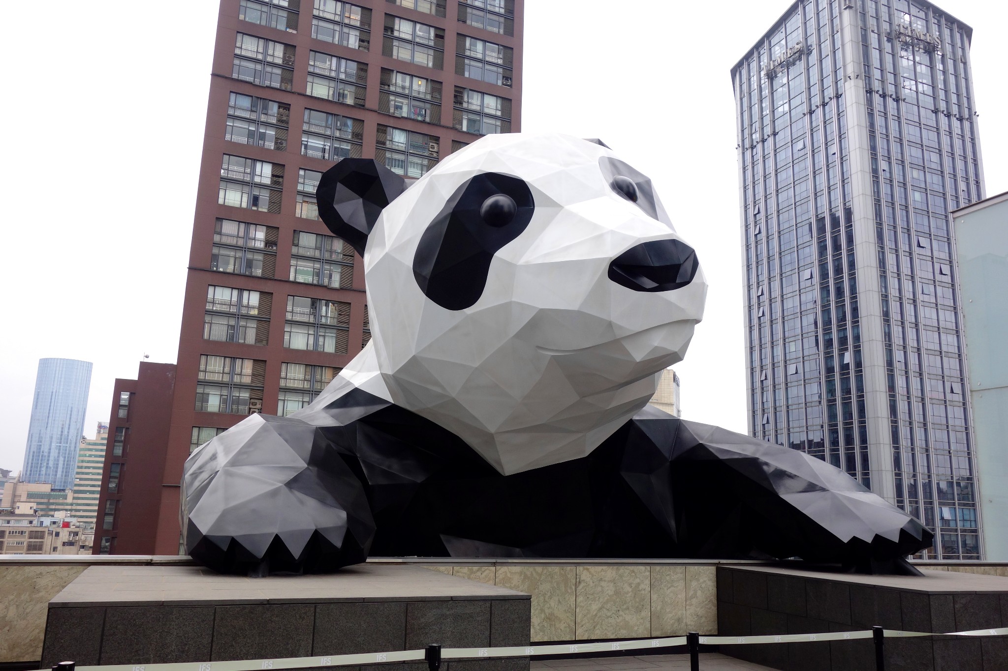 成都熊猫大厦图片