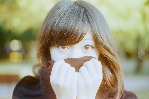 拍照怎么把脸拍得亮到发光 wKgB3FEZCaCAZ2RaAACUHHl91uM42.jpeg?imageView2%2F2%2Fw%2F600%2Fq%2F90