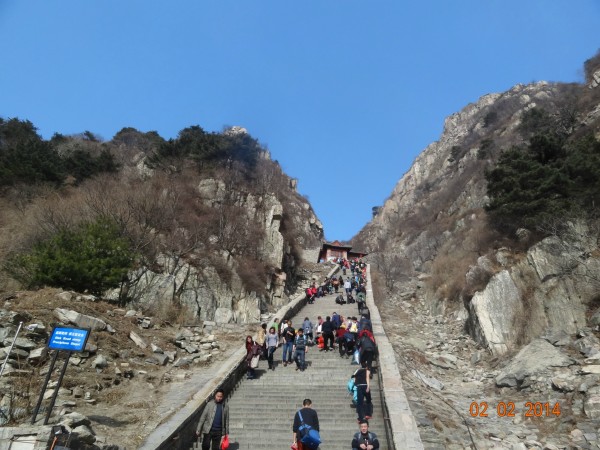 泰山海拔多少米 wKgB4lNsYTWAH_BFACE5KmXQjGQ28.jpeg?imageView2%2F2%2Fw%2F600%2Fq%2F90
