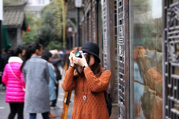 和你漫步在街头 wKgB6lUBgAaAZTKIAAfgx-NmUHQ24.jpeg?imageView2%2F2%2Fw%2F600%2Fh%2F600%2Fq%2F90