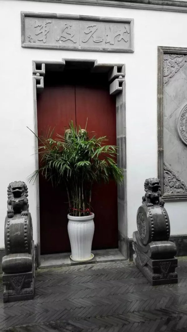 假公济私的济是什么意思啊 wKgBpVWIniCAWLH_AAHWgZb9z6M02.jpeg?imageView2%2F2%2Fw%2F600%2Fq%2F90