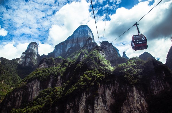 山上人看山 wKgBpVWb-lWAdHScABRkkbbRsUc23.jpeg?imageView2%2F2%2Fw%2F600%2Fh%2F600%2Fq%2F90