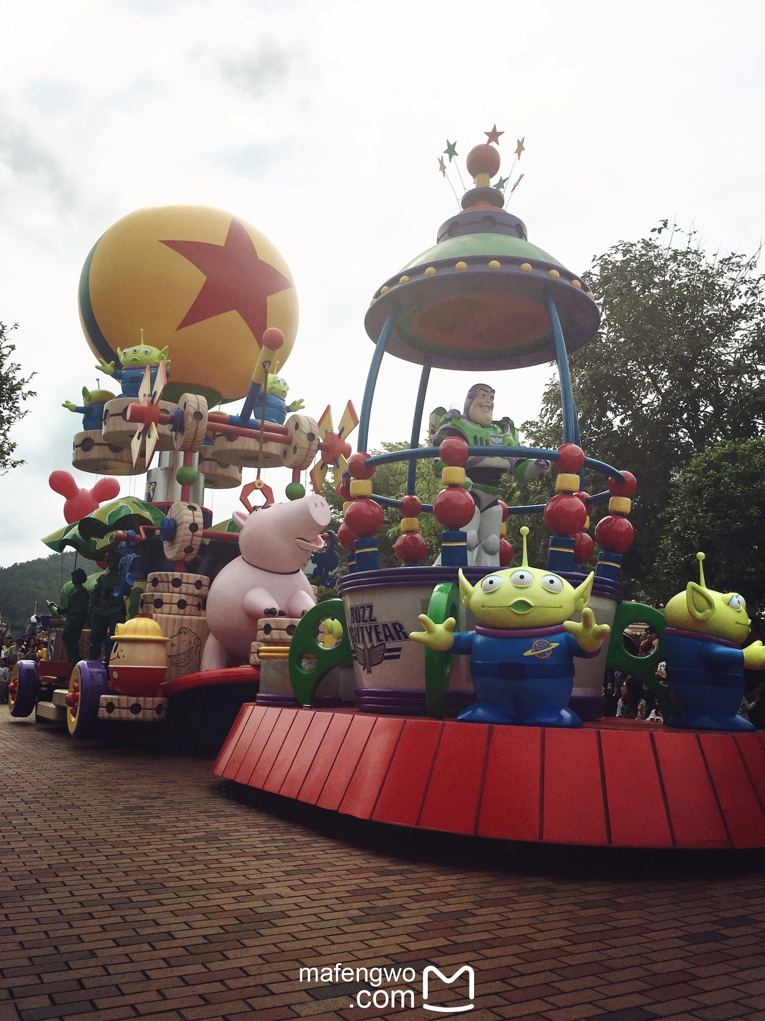 新意满满的香港迪士尼,十周年庆+季节限定活动