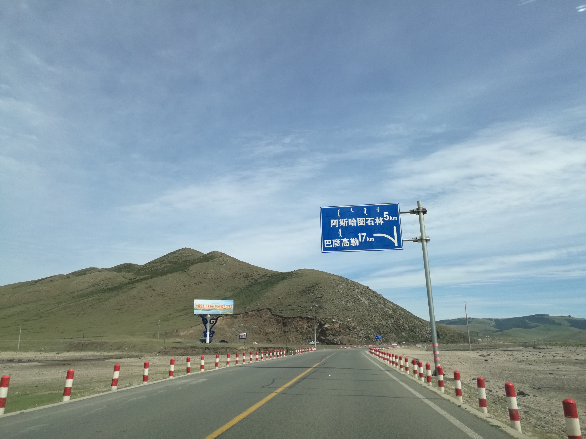 wKgBs1e39fiADjxFAAji7xyPgaI96.jpeg?imageView2%2F2%2Fw%2F680%2Fq%2F90